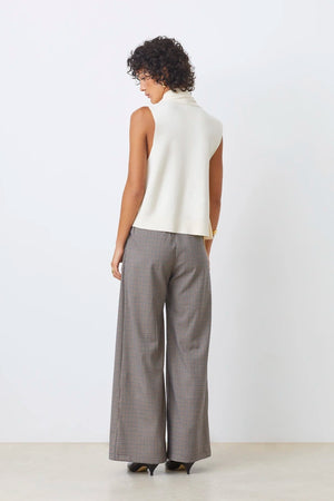 Pheres Knit Draped Sleeveless Top
