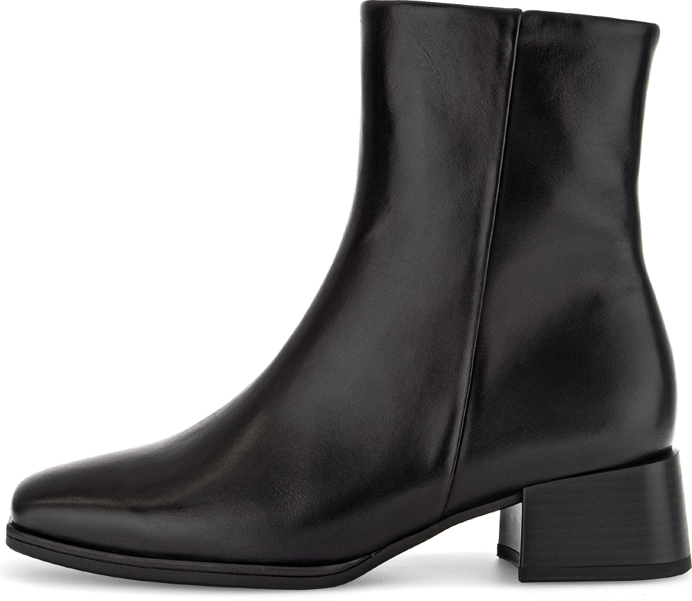 Gabor Black Leather Bootie