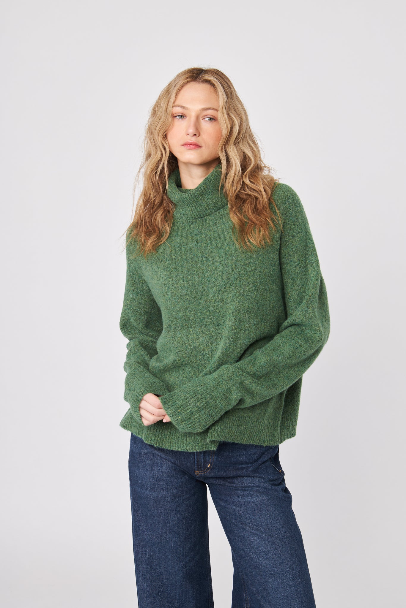 Emmett Meadow Turtle Neck