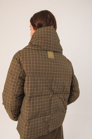 Short Checkered Puff Coat