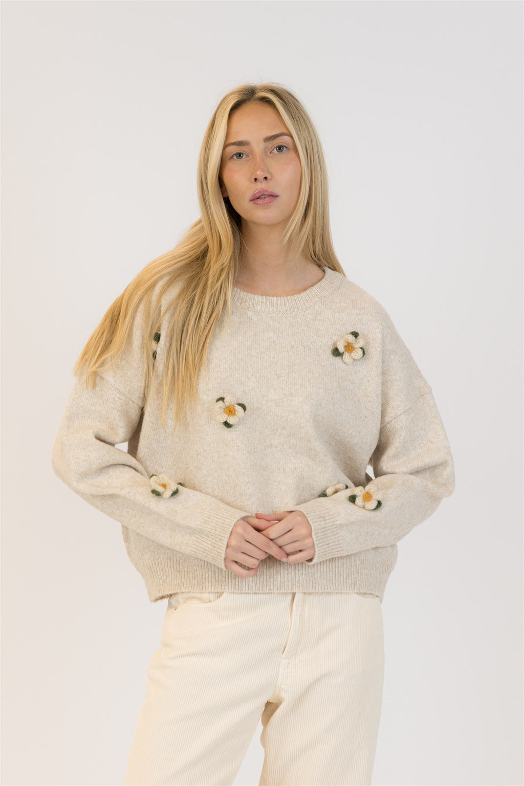 Holly Neutral Flower Pullover