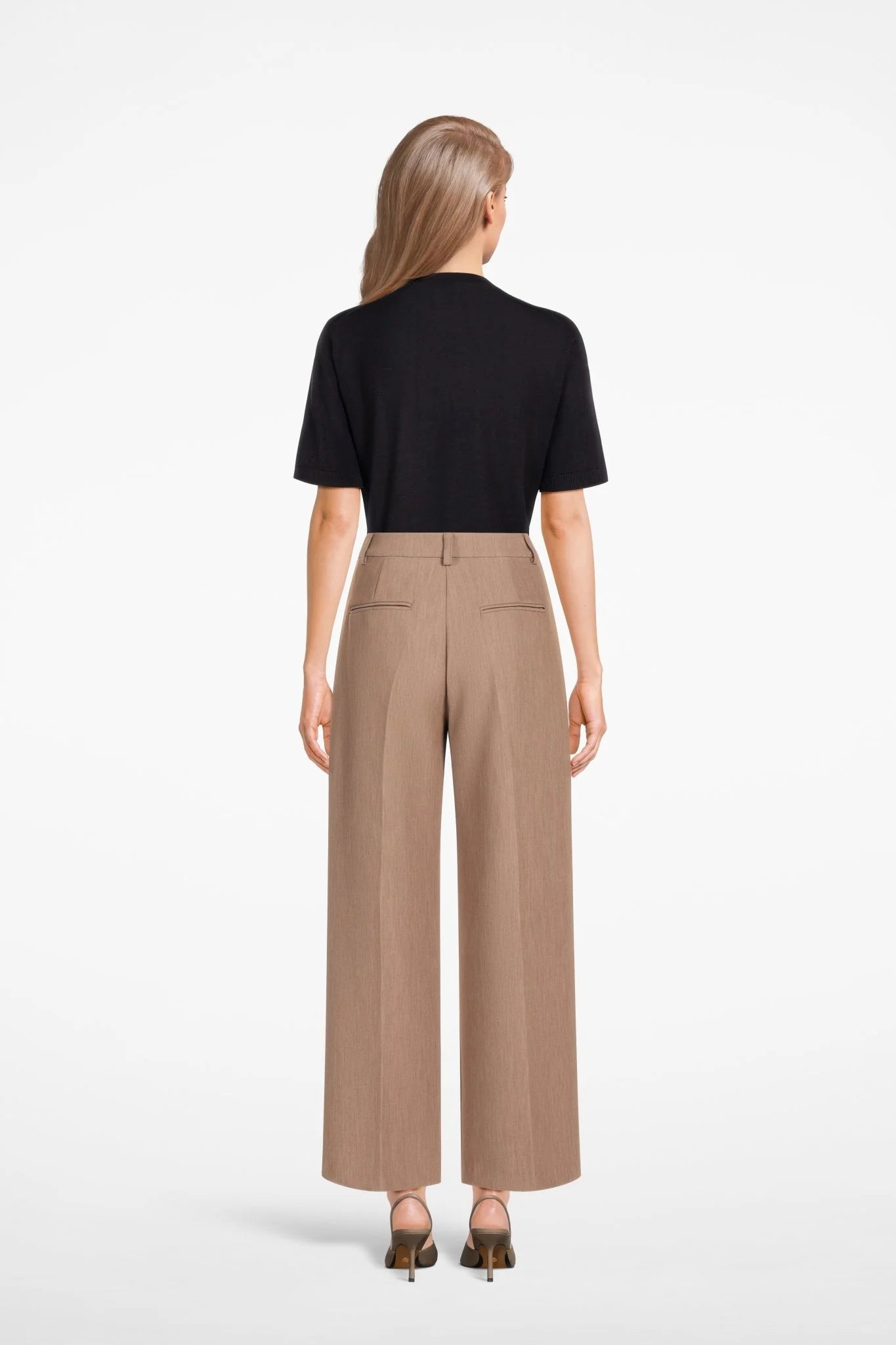 Gela Crewneck Tee Shirt