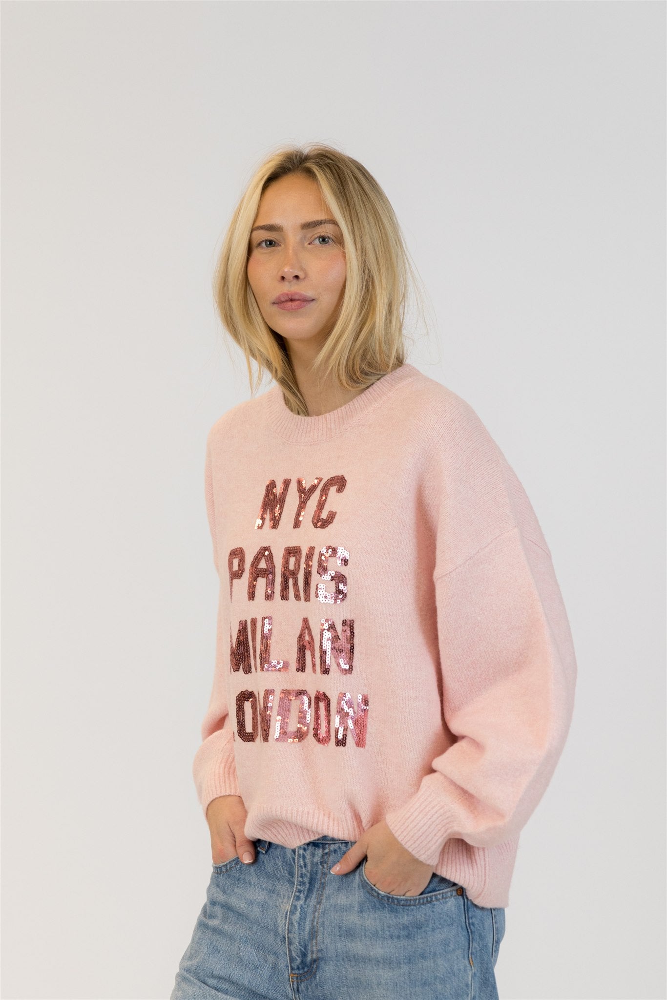 Yassie Crewneck Pullover